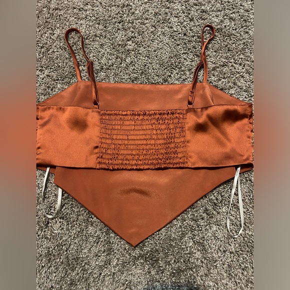 Forever 21 Halter Crop Top - Picture 2 of 3